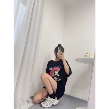 現貨 俏皮卡通貓🐱可愛卡通印花T恤 短袖上衣 寬鬆 不挑人 情侶裝 薄棉料 不悶熱 長版T恤 圓領 休閒上衣 棉T