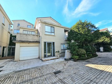 秀岡山莊陽光別墅*走路到康橋*近華城｜新北市新店區秀岡二街