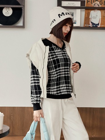黑白千鳥格紋拼接V領長袖上衣