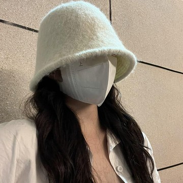 白色毛毛漁夫帽女冬季韓版百搭護耳保暖毛絨水桶帽子盆帽顯臉小潮