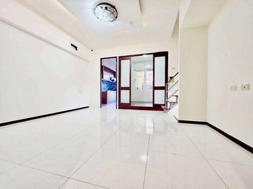 獨家！永隆學區旁高樓層採光3+1房附平車｜台中市大里區永隆路