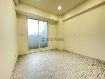 大里國光名廈1+2樓店住合一｜台中市大里區大德街