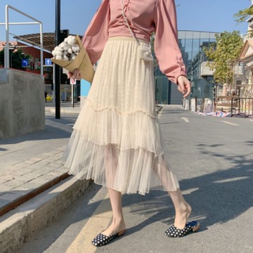 La Belleza假兩件鬆緊腰拼接蕾絲花朵網紗滾邊層次蛋糕裙