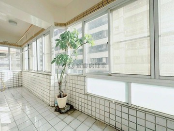 鼎山商圈｜3房平車｜雙輕軌走路5分鐘｜高雄市三民區和順街