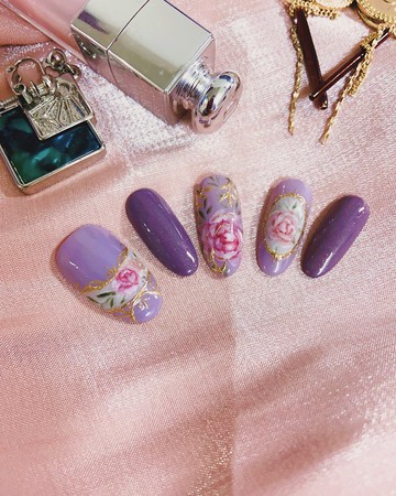 人間富貴花穿戴甲|純手繪|歐風瓷器|水彩美甲|