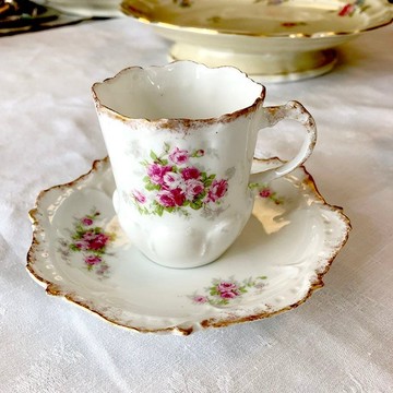 Limoges 荷葉邊玫瑰咖啡杯盤組 Limoges 12twbc4