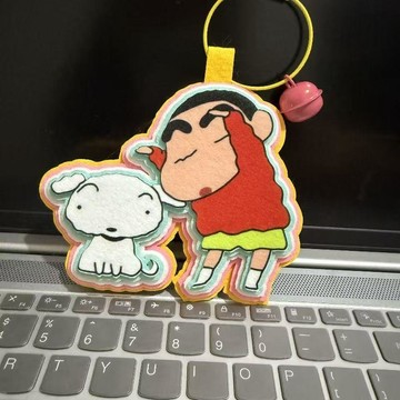 ✨臺灣出貨✨原創卡通無紡布鑰匙扣可愛小掛件學生書包掛件蠟筆小新