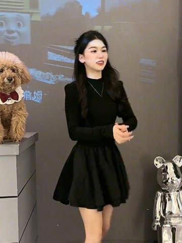 2024新款赫本風黑色針織連衣裙子女春秋冬高級感洋裝小個子內搭公主裙【步行者戶外生活館】