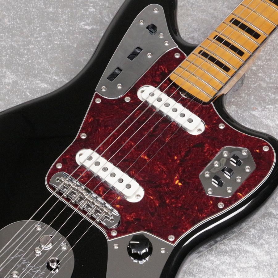 Fender   Vintera II 70s Jaguar Maple Fingerboard Black(新宿店)