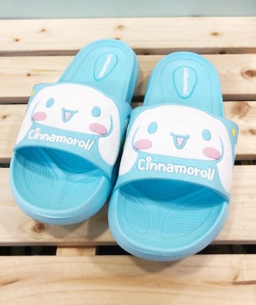 【震撼精品百貨】大耳狗 Cinnamoroll~台灣製正版兒童拖鞋-藍大臉(24~33號)#17980
