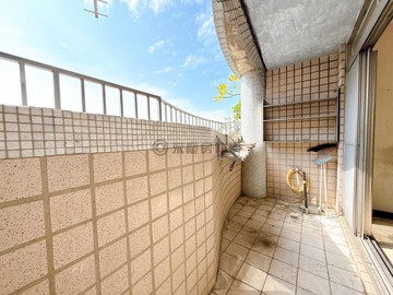 甜甜價!瑞豐國中｜高樓層｜邊間三陽台｜大四房平車｜高雄市前鎮區瑞北路