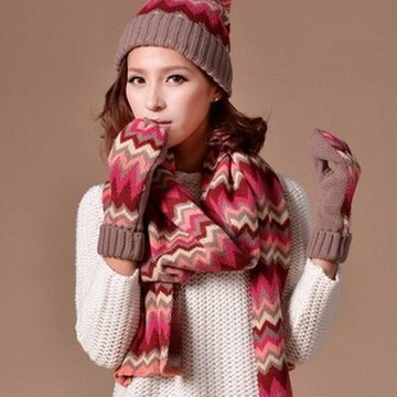 現貨+預購 圍巾+手套+毛帽(三件套)-歐美條紋花色時尚Z字花型防寒配件組合2色71an23【獨家進口】【米蘭精品】