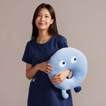【YVONNE以旺傢飾】睛睛圓形抱枕-海島藍