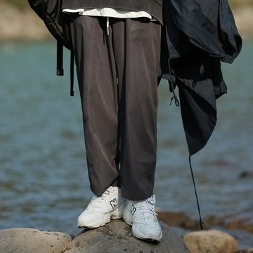 Vibe日系錐形九分工裝褲 / 薄款Chil寬褲 / 錐形褲 / 五色 / M到2XL【QTJBYKZ118】