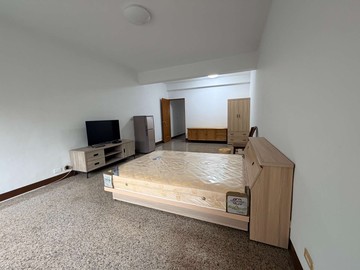 鳳山五甲商圈正街透天店住｜高雄市鳳山區福安二街