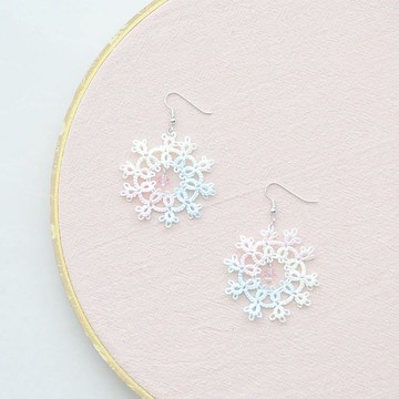【訂製】手編雪花 耳環 粉彩黃紅綠 Tatting Snowflake Earrings