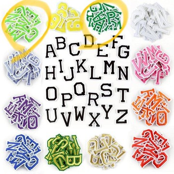 【哈狼族】服飾輔料/刺繡布貼/EMd/12色英文字母-亮綠色聖誕綠色下單區 多色英文字母高約5CM刺繡燙布貼背膠繡花標