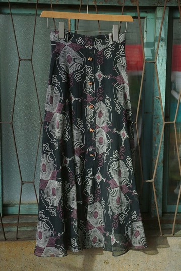 純情百貨行 古著 vintage 古著長裙 黑底幾何半身裙 SL.0035