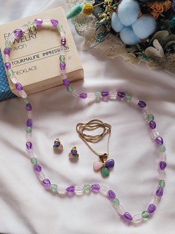 美國西洋古董飾品 /AVON1982年人造水晶套組圖鑑款/項鍊/針式耳環