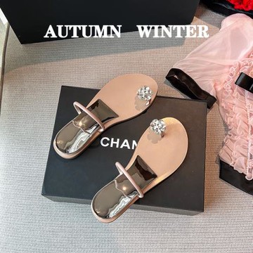 法式晚晚仙女風拖鞋女外穿2026新款夏季平底女士外出海邊絕美涼拖