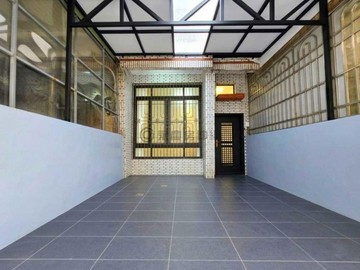 全棟浴室、電線、管線、廚房全部更新，輕鬆入住｜高雄市燕巢區海成三街