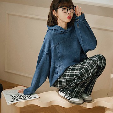 OB嚴選中大尺碼-純棉寬鬆剪裁長版牛仔連帽上衣《AB20013》