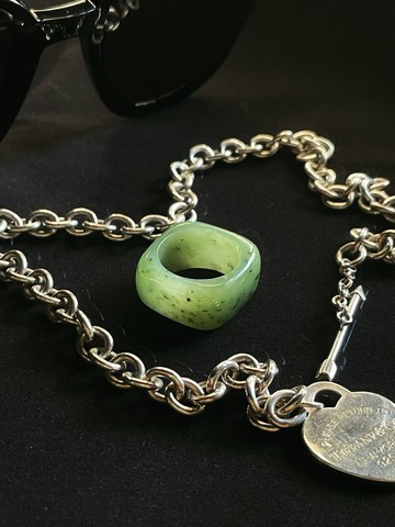 天然和田玉碧玉方戒  港碼16  綠蘊#301