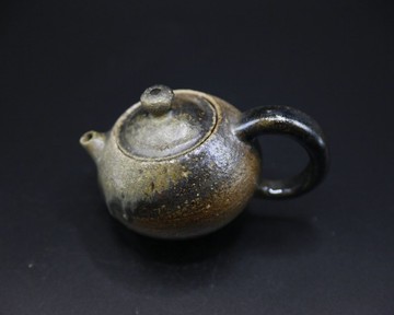 藏菁ㅣ柴燒 嵌蓋手拉坯壺