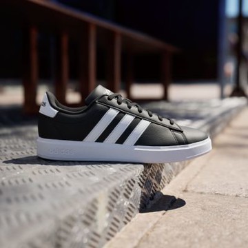 【adidas 愛迪達】 GRAND COURT 2.0 休閒鞋 運動休閒鞋 男鞋/女鞋 GW9196