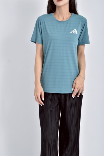 (M) adidas運動綠色短袖上衣