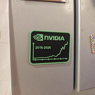 爆款推薦🔥黃仁勛周邊 有趣的禮物 英偉達冰箱貼 NVIDIA十週年周邊黃仁勳顯卡創意禮物