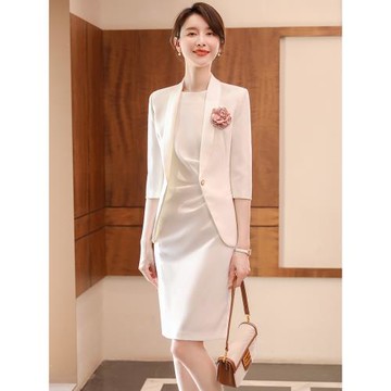 白色職業裝氣質女神范高端時尚套裝教師主持人正裝西裝套裙高級感