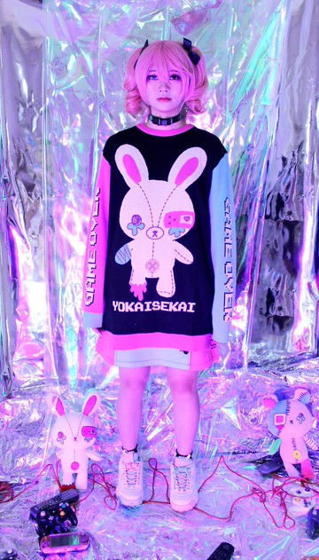 愛哭的兔兔 針織毛衣