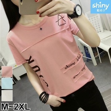 【V2522】shiny藍格子-輕悠休閒．英文字母圓領短袖上衣