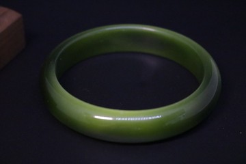 璀璨猫眼腕間傳奇草綠色猫眼石手環