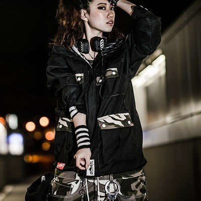 新作 スノーボードウェア 上下セット アトマイズ Ax Series Blkxcms レディース スキーウェア 通販 Lineポイント最大get Lineショッピング