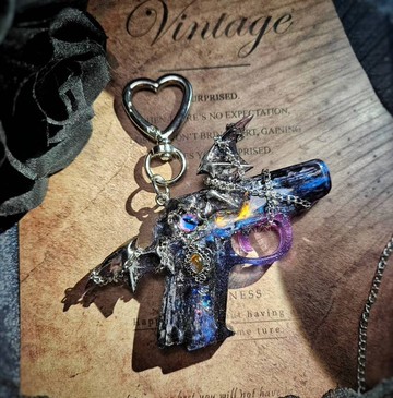 怪物塗鴉之槍械塗裝系列-手工滴膠流沙吊飾