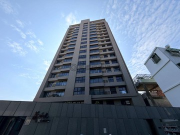 太普藏風光無敵景觀精緻裝潢三房平車｜高雄市鼓山區九如四路