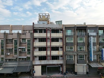 正35米鳳屏路｜四樓大地坪透天店面｜無增建屋況新｜高雄市大寮區鳳屏一路