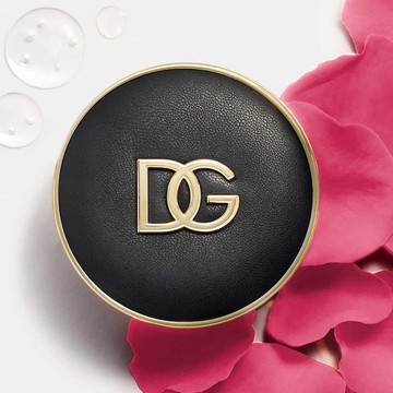 Dolce&Gabbana 天生美膚 玫瑰水光氣墊粉餅 (短效盒損良品，效期至：2027/4/8或以上)