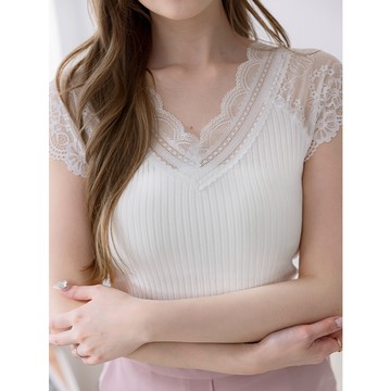 【夏季新品】HS V領拼接蕾絲背心 簡約白