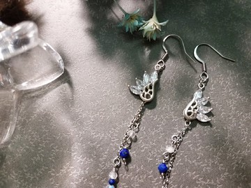 -月羽-月光石X青金石耳環