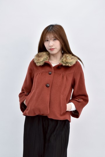 (M) e hyphen world gallery羊毛毛領紅色外套