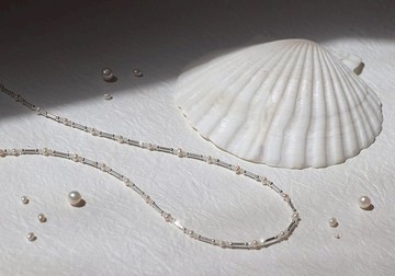 Pearl necklace—Moon I 天然珍珠純銀隔珠項鍊