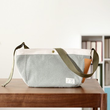 日系帆布單肩包122674C