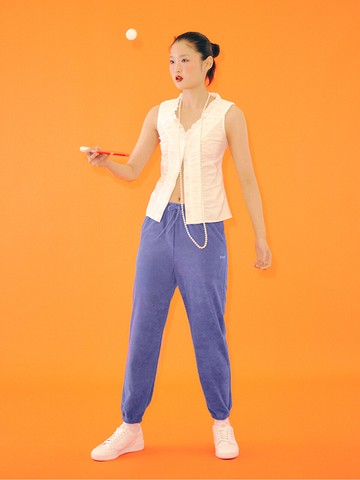 V-neck Shirred Sleeveless Top_White