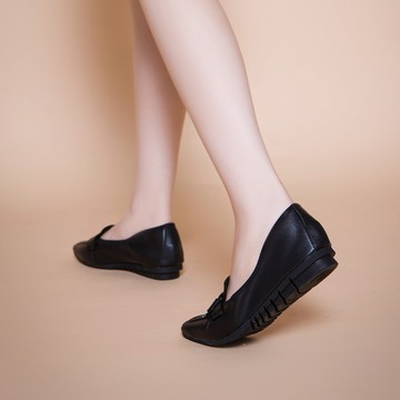 【新品】我的旅行日記  簡約扭結羊皮平底樂福鞋 黑 (502927)