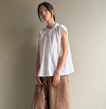 小白花/米白蕾絲刺繡提花小立領排扣小上衣/純棉