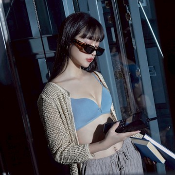 瑪登瑪朵 無鋼圈 紓壓無痕內衣  B-D罩杯(珊瑚藍)