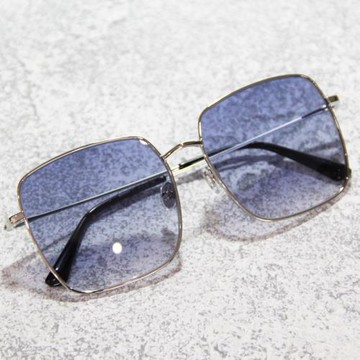 粉色丫丫同款 漸變色下雪遮光太陽鏡 超輕大臉可配近視 開車墨鏡